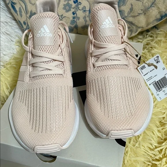 Adidas Swift Run 1.0 Shoes Womens Size 8 NWT - Picture 4 of 11